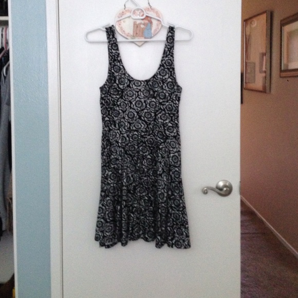 Black and white flower patterned dress