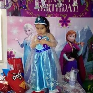 Meet your Posher, Javier