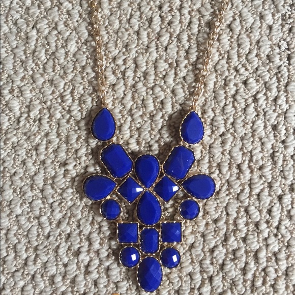 Francesca's statement necklace
