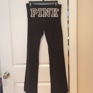 Yoga pants. Victoria's Secret - Pink