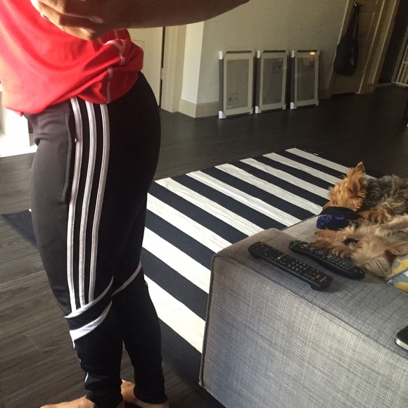 🚫SOLD 🚫 - Picture 2 of 4