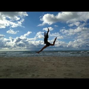 Meet your Posher, Avery