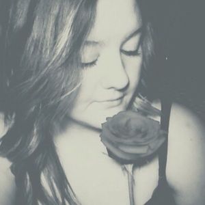 Meet your Posher, Sierra