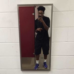 Meet your Posher, Delow