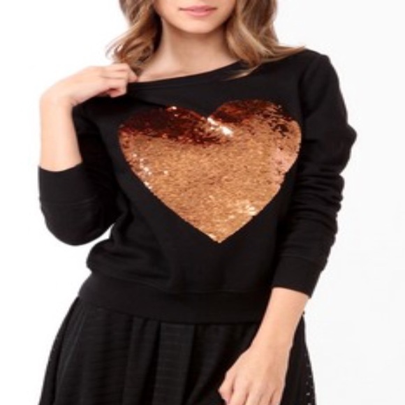 Heart pullover sweater