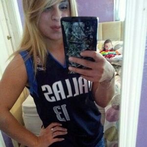 Meet your Posher, Angeles