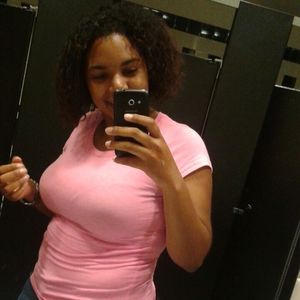 Meet your Posher, Tiffany