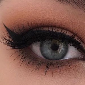 Meet your Posher, Juliana