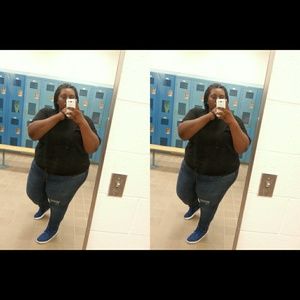 Meet your Posher, Mia