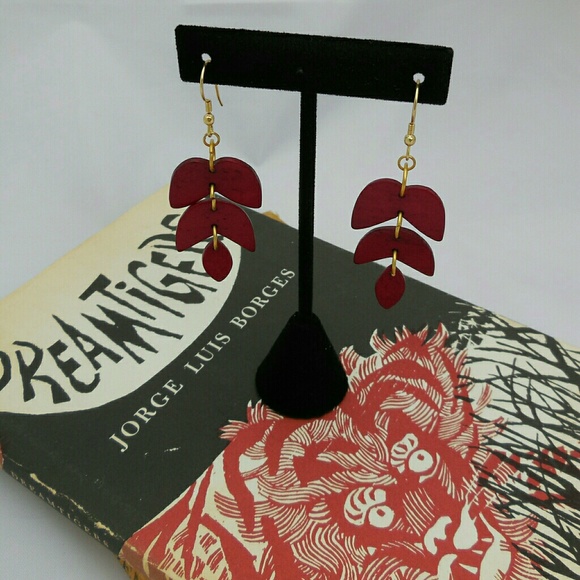 📘Mata Traders📘 Layered Lotus Earrings Red - Picture 2 of 6