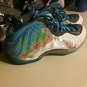 Weatherman nike foam posites