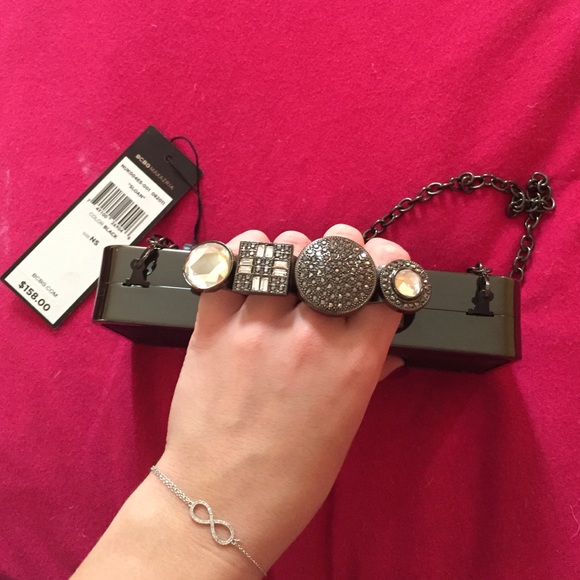 "sloan" Brass Knuckle - Black/Silver Clutch