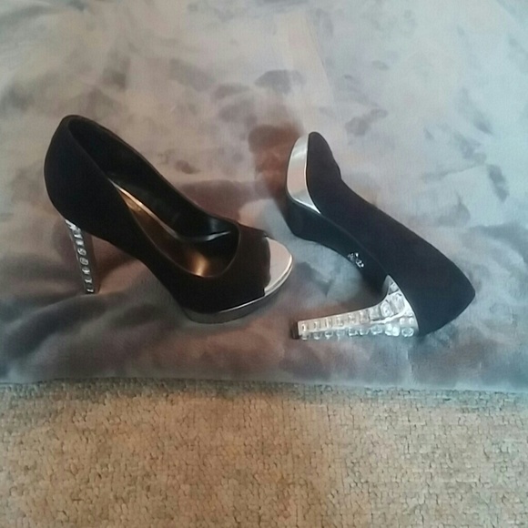 Black Shoes