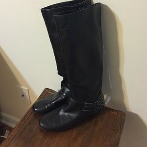 Black Boots