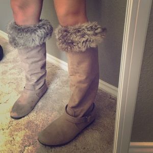 TAUPE FURRY BOOTS bundle!