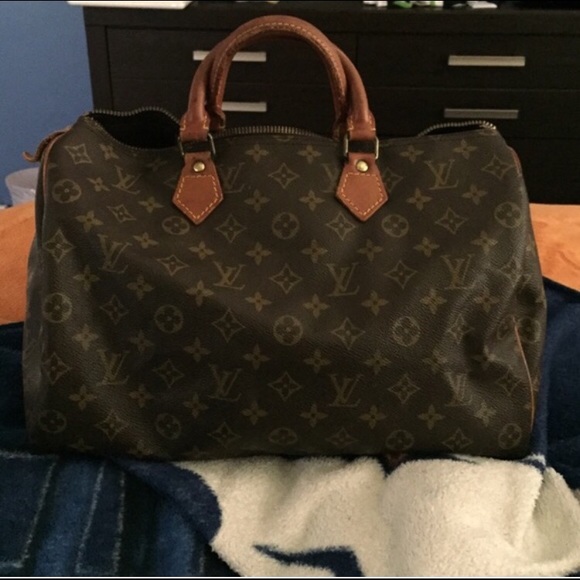 Louis Vuitton Speedy 30 Handbag