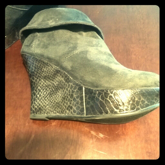 Nine West Platform Booties
