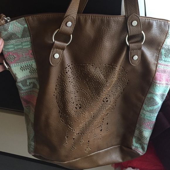 • tribal/skull brown bag •