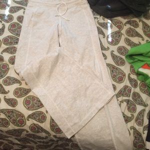 Flares lulu pants