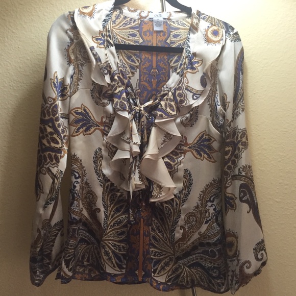 Raffeled long sleeve tops