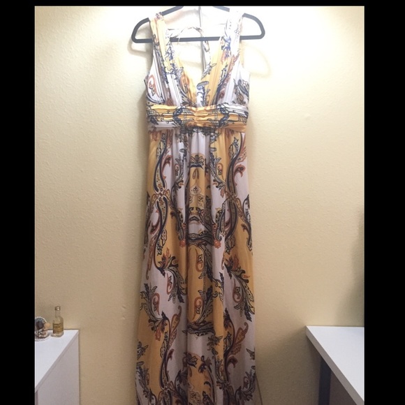 Printed yellow Maxi Dress
