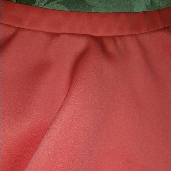 SOLD- Forever 21 skater skirt! - Picture 2 of 2