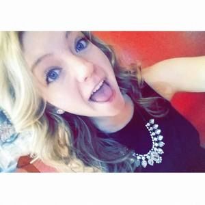 Meet your Posher, Jenna love