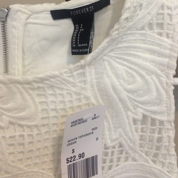 NWT Forever21 Lace Crop Top - Picture 3 of 4