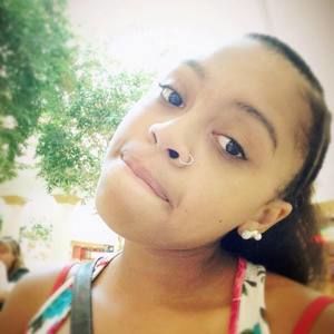 Meet your Posher, Devin