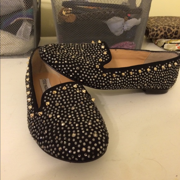 Steve Madden studded flats