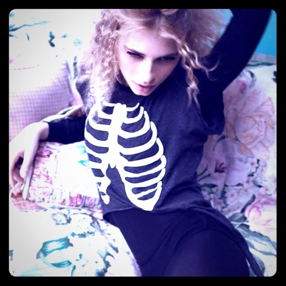 Wildfox Tops - Wildfox Black Skeleton Slasher Tee