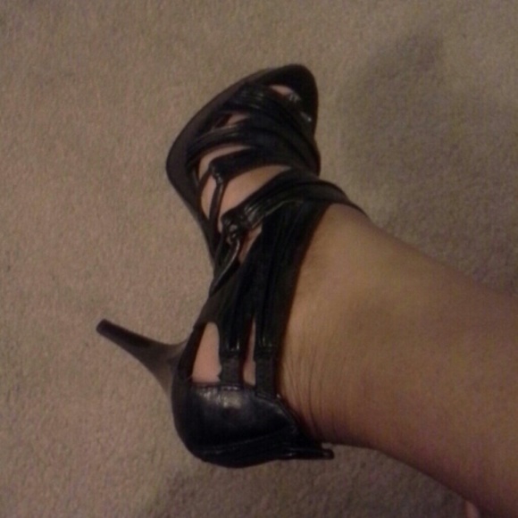 Blk Caged Shooties