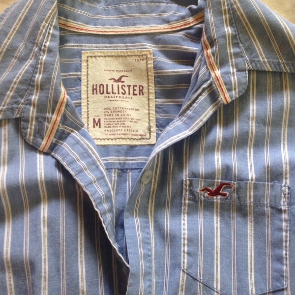 Hollister button down - Picture 2 of 2
