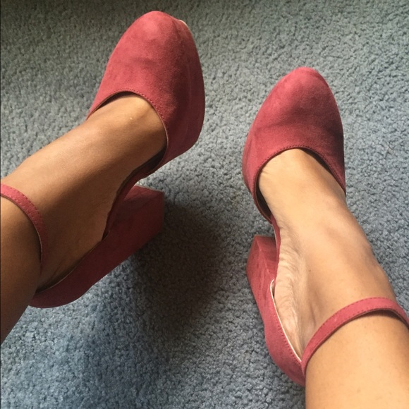 ankle strap platforms - Picture 2 of 4