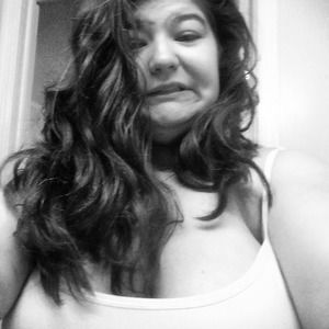 Meet your Posher, Stella