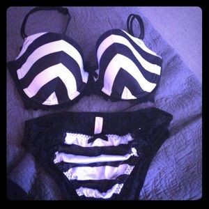 Lane Bryant bra and panties set never worn