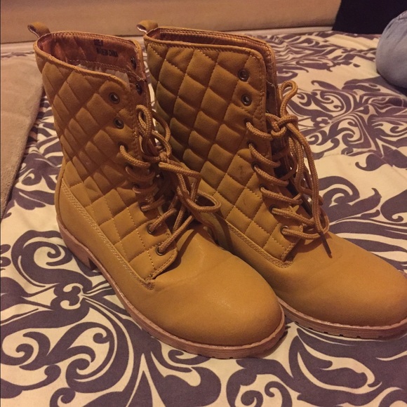 Wet Seal Shoes - Boots from Wet Seal