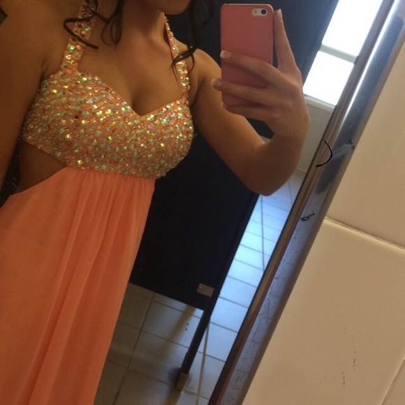 Prom Dress - Picture 3 of 4
