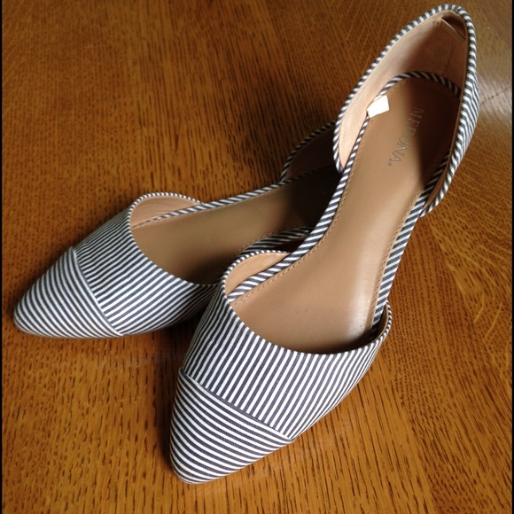 Merona pinstripe pointy toe flats