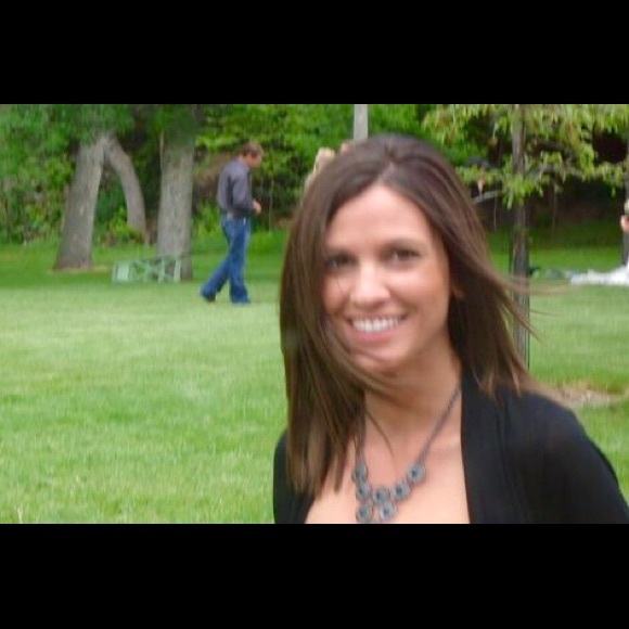 Meet your Posher, Jenni - Picture 1 of 1