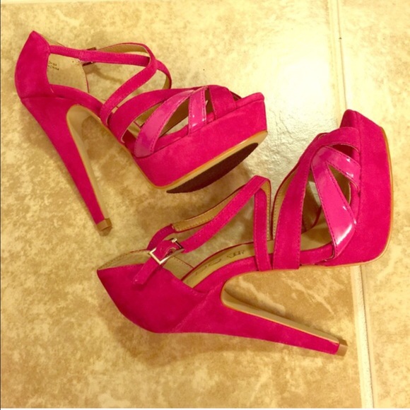 ALDO Shoes - ALDO Suede peep toe pumps