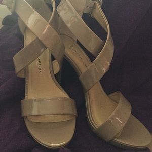 Chinese laundry sandals