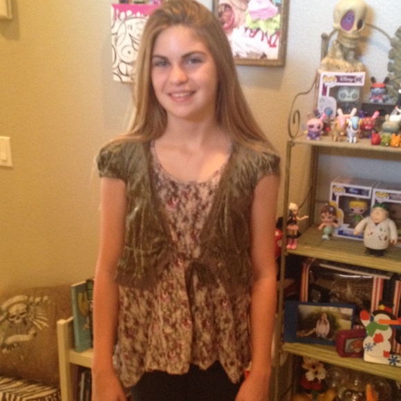 Lace tank top with little shrug