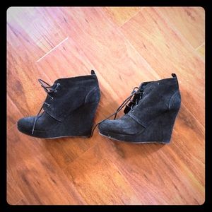Jessica Simpson Black Suede Wedges