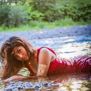 Meet your Posher, Jasmine