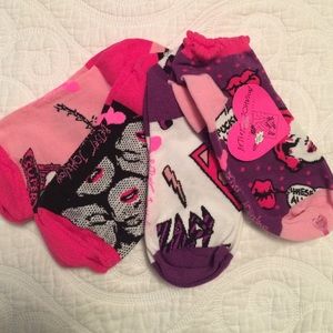 Betsey Johnson ankle socks