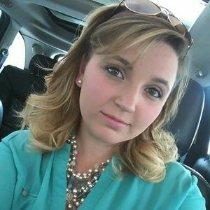 Meet your Posher, Twila