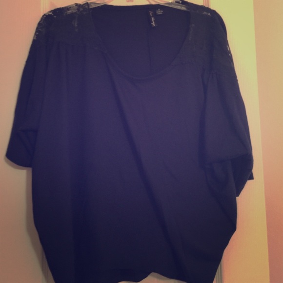 Short sleeve top!