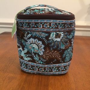 Vera Bradley Cool Keeper in Java Blue