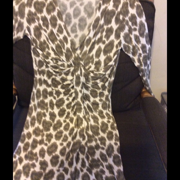 Green & white dress. - Picture 3 of 3